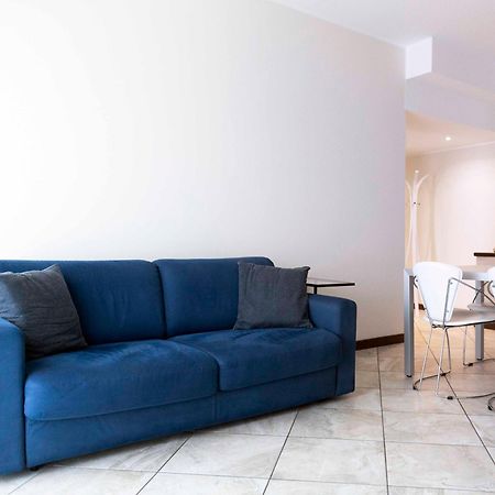 Blue Lake Arona - Cozy Apartment In City Center Exteriér fotografie